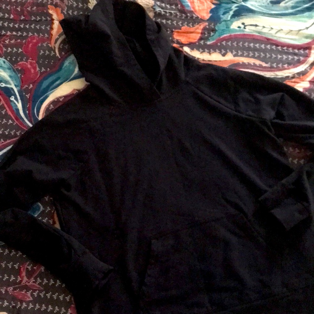 NWOT Daily ritual navy hoodie - perfect for the beach! M 🌊🌞🦋